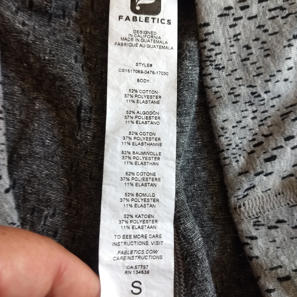 Fabletics Capris - image 4